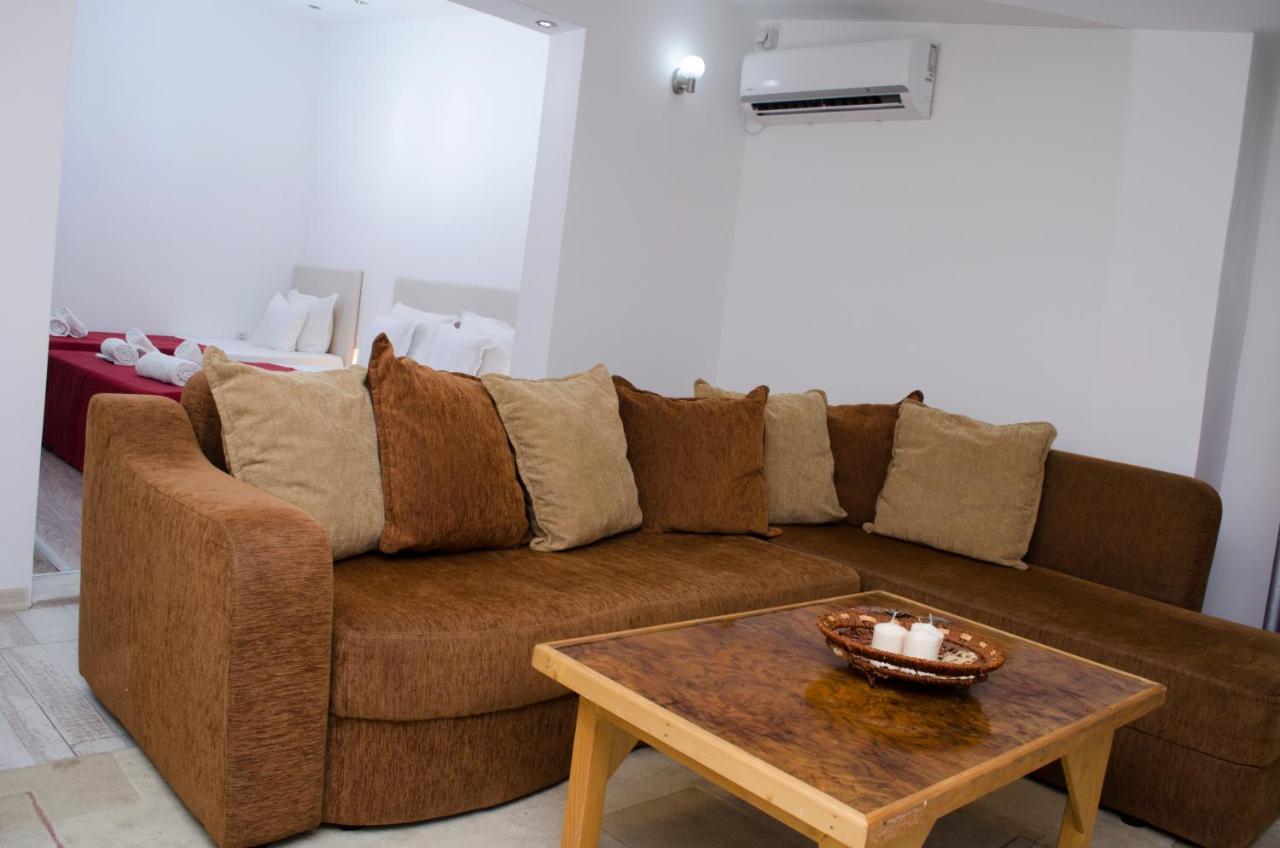 Villa Re3Ca Skopje Ngoại thất bức ảnh
